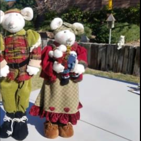 Mouse Family Decor - Picture 2 of 3